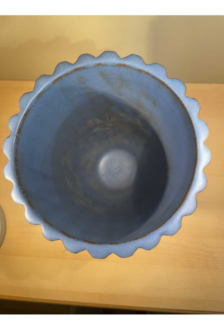 Fin retro vase i støvet blå